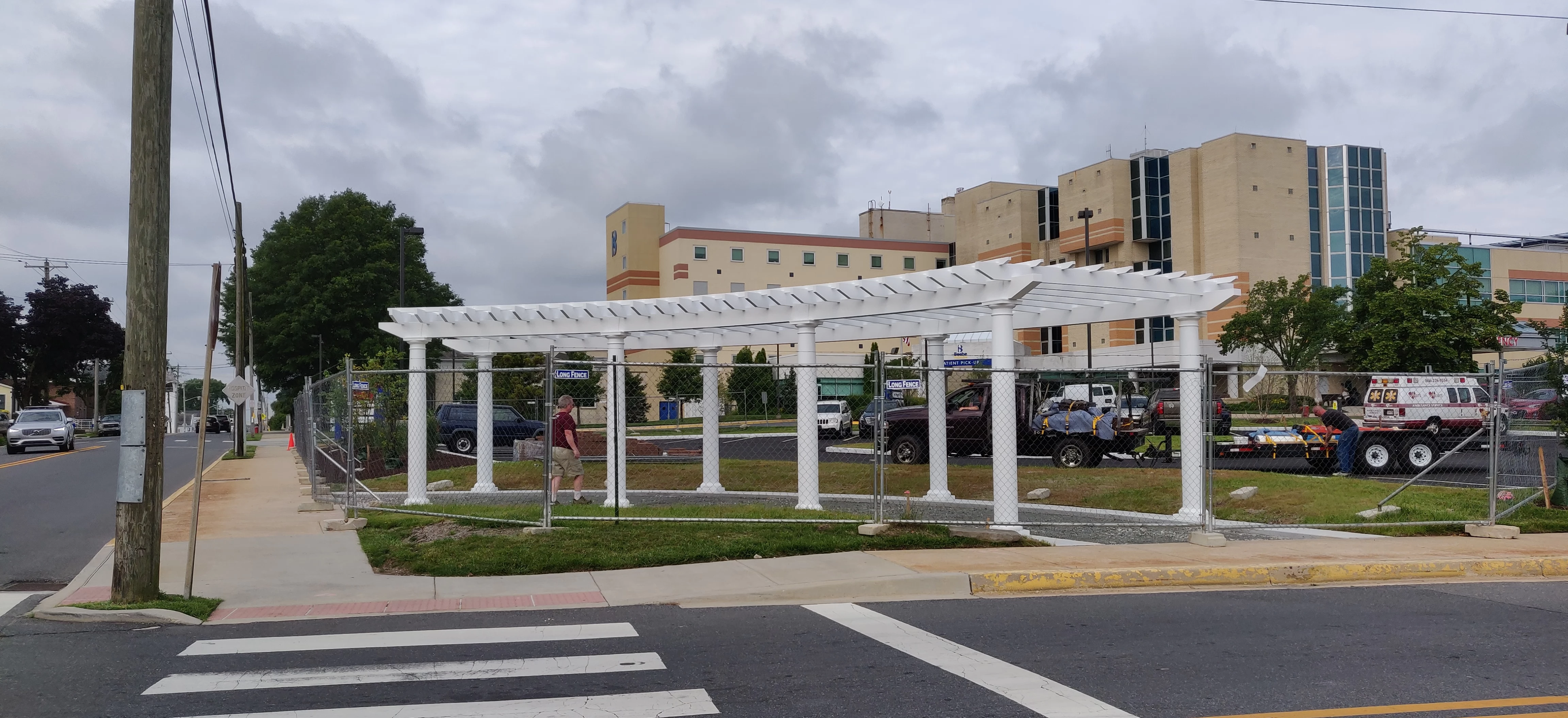 curved pergola.